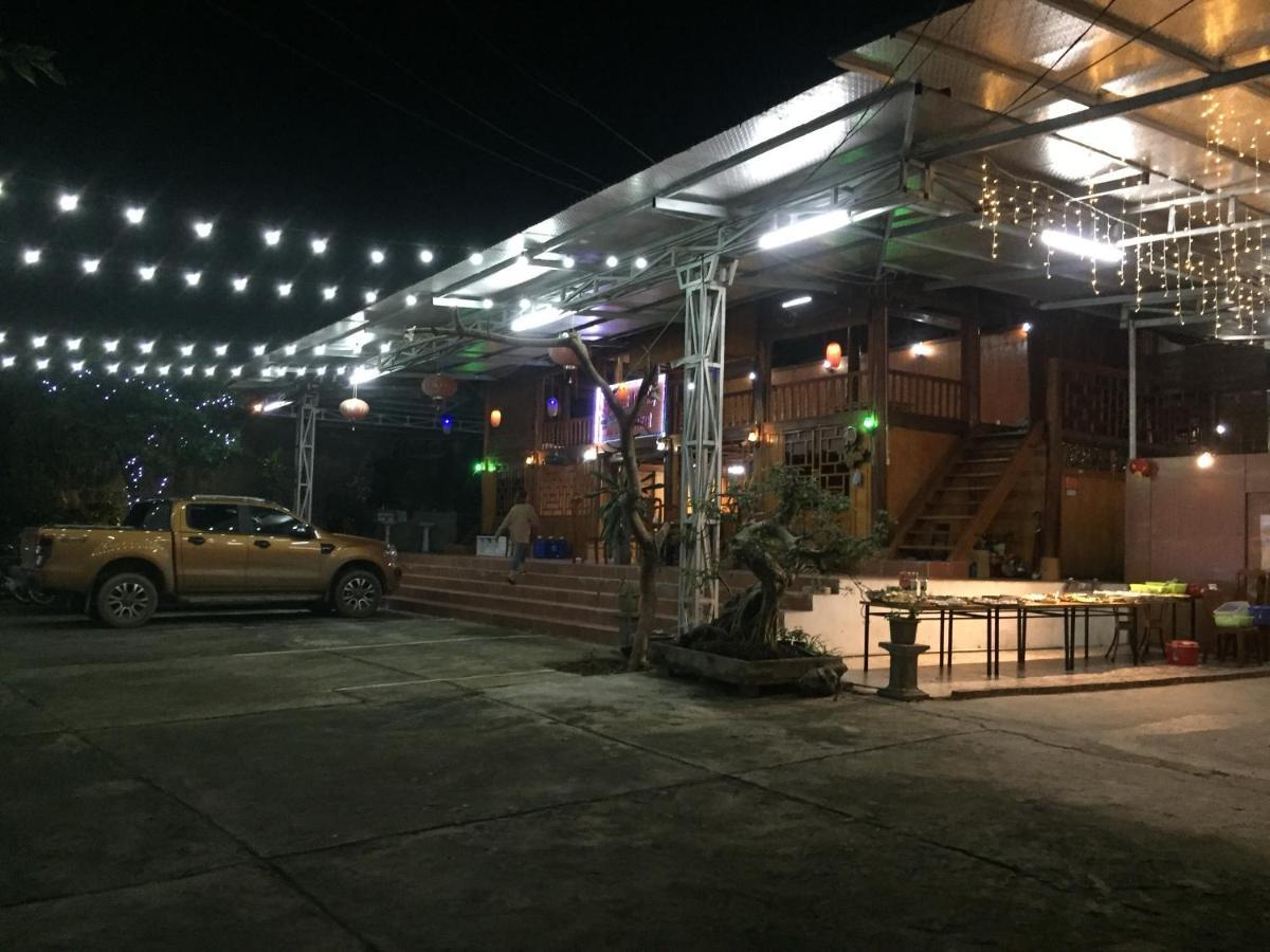 Son Thuy Homestay Ха Жианг Екстериор снимка