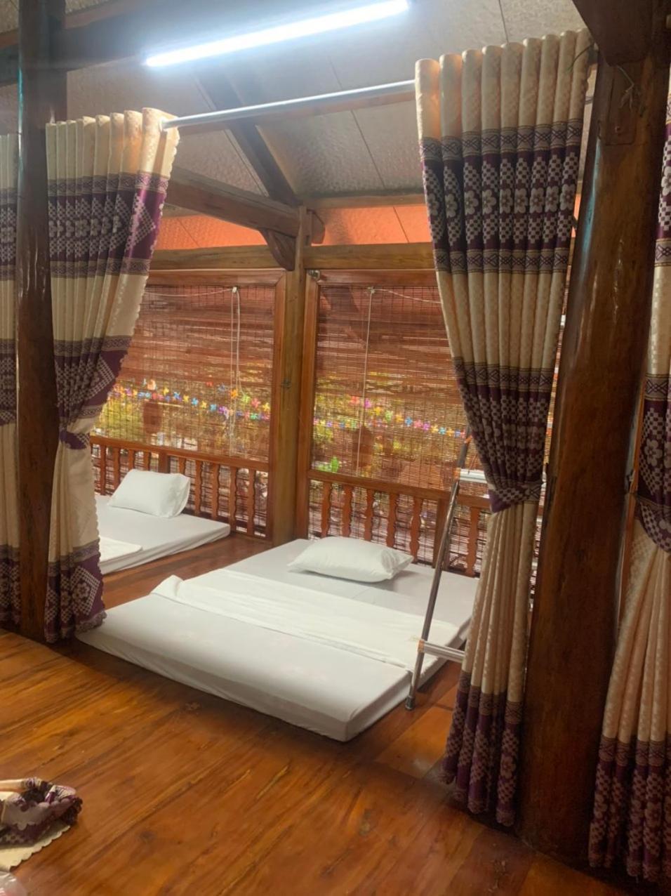 Son Thuy Homestay Ха Жианг Екстериор снимка