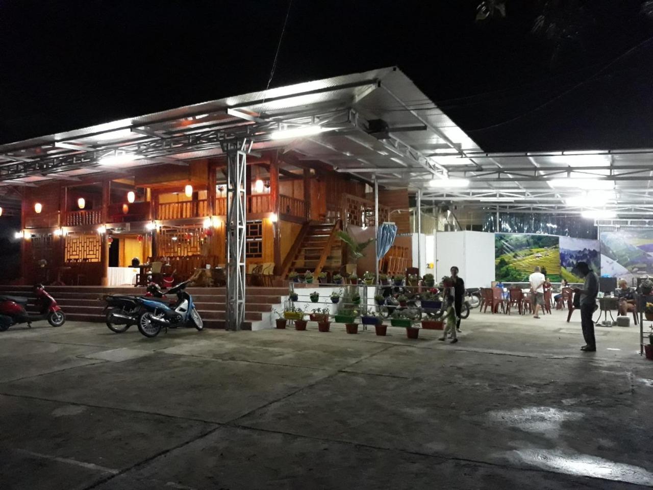 Son Thuy Homestay Ха Жианг Екстериор снимка